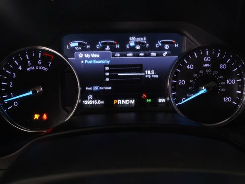 Used 2019 Ford Expedition Max XLT w/ Equipment Group 202A image 4