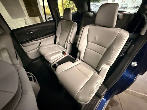 Used 2022 Honda Pilot Elite image 14