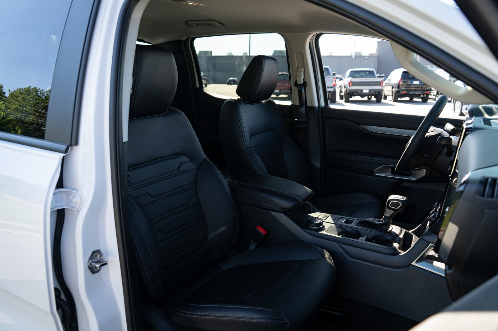 New 2026 Ford Ranger Lariat w/ FX4 Off-Road Package AWD/4WD image 22