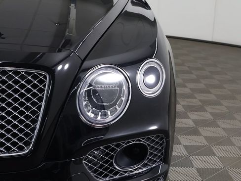Used 2020 Bentley Bentayga Plug-In Hybrid AWD/4WD image 20