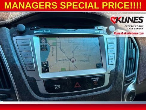 Used 2012 Hyundai Tucson Limited w/ Premium Pkg FWD image 15