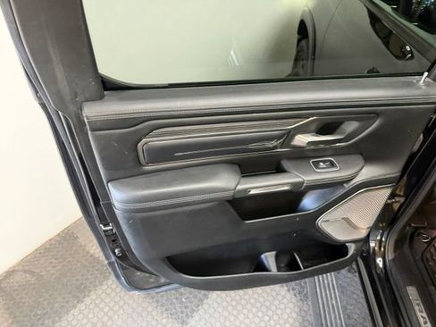 Used 2020 RAM 1500 Limited w/ Black Appearance Package AWD/4WD image 36