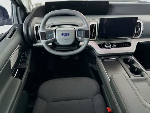 New 2025 Ford Expedition Active RWD image 10