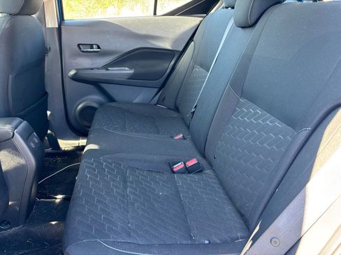 Used 2024 Nissan Kicks SV image 7