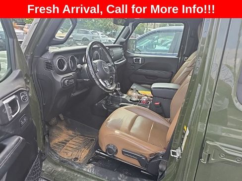 Used 2020 Jeep Wrangler Unlimited Sahara AWD/4WD image 12