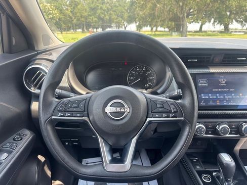 Used 2024 Nissan Kicks SV FWD image 19