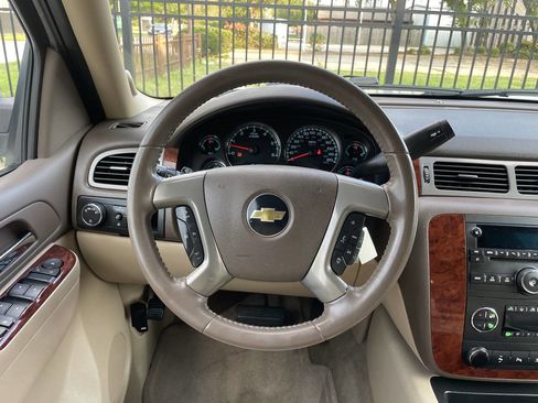 Used 2011 Chevrolet Tahoe LT image 27