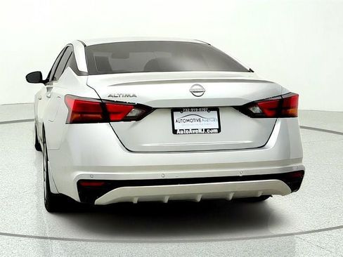 Used 2023 Nissan Altima 2.5 S FWD image 6