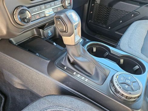 Used 2025 Ford Bronco Big Bend image 25