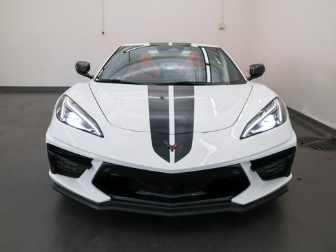 Used 2024 Chevrolet Corvette Stingray Preferred Conv w/ Z51 Performance Package RWD image 9