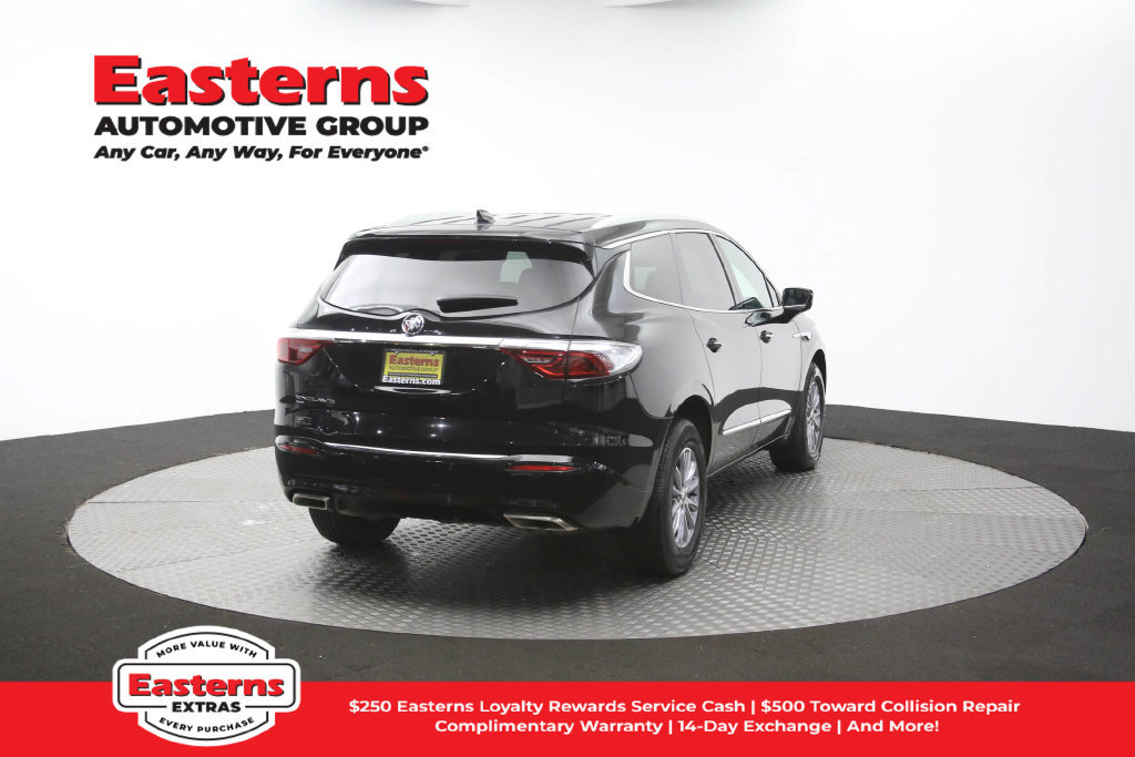 Used 2023 Buick Enclave Essence AWD/4WD image 42