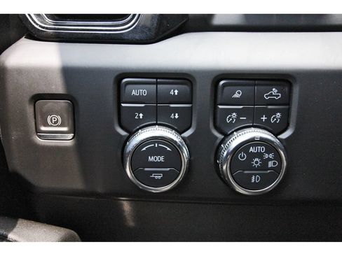 Used 2023 GMC Sierra 1500 AT4 w/ Technology Package AWD/4WD image 22