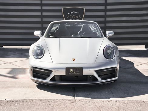 Used 2024 Porsche 911 Carrera GTS w/ Premium Package image 13