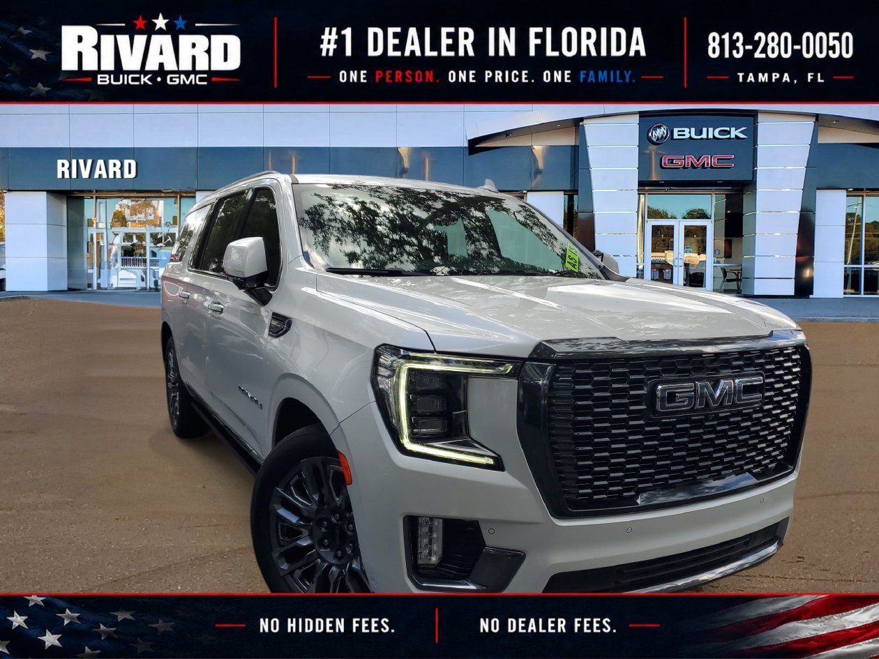 Used 2023 GMC Yukon XL Denali Ultimate AWD/4WD image 1