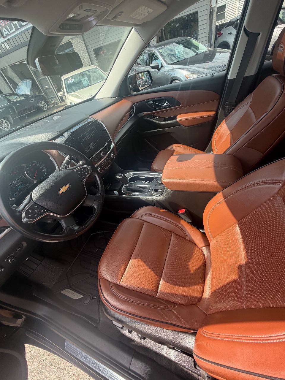 Used 2019 Chevrolet Traverse High Country w/ LPO, Floor Liner Package AWD/4WD image 24