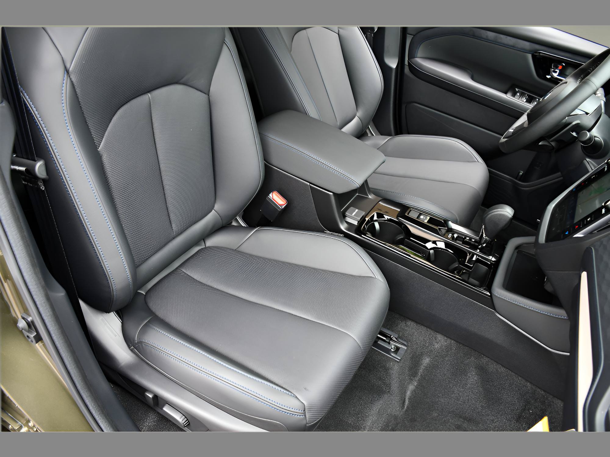 New 2026 Subaru Forester Limited AWD/4WD image 34