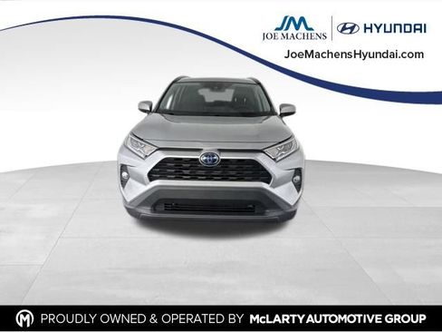 Used 2020 Toyota RAV4 XLE w/ Convenience Package AWD/4WD image 2
