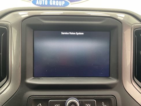 Used 2022 Chevrolet Silverado 1500 Custom AWD/4WD image 4