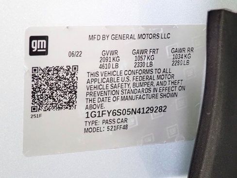 Used 2022 Chevrolet Bolt EUV LT w/ Convenience Package image 62