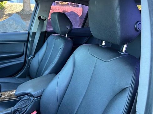 Used 2014 BMW 328i Sedan RWD image 10