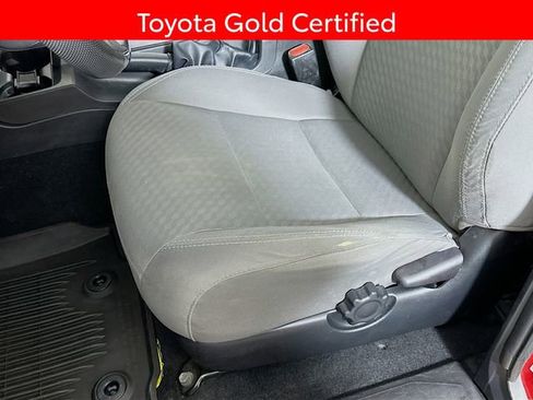 Certified 2022 Toyota Tacoma SR5 w/ SR5 Appearance Package (SM) image 18