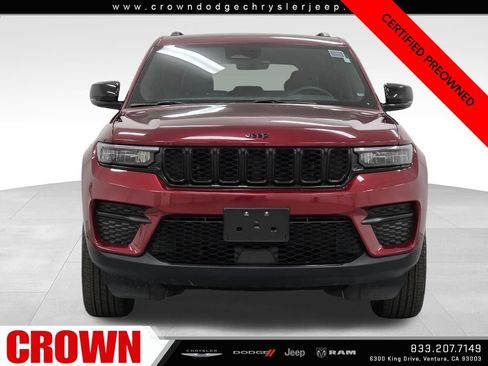Certified 2025 Jeep Grand Cherokee Altitude AWD/4WD image 2