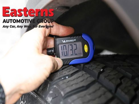 Used 2022 Jeep Grand Cherokee Laredo E w/ Security & Convenience Group image 27