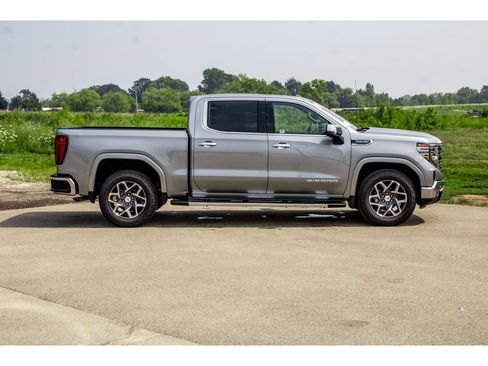 New 2026 GMC Sierra 1500 SLT w/ SLT Premium Plus Package image 42