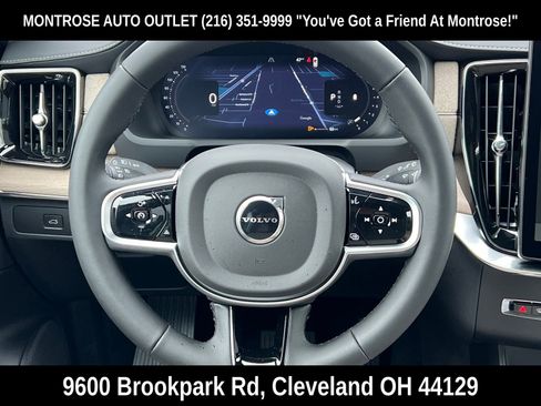 New 2026 Volvo XC90 B6 Plus w/ Protection Package Premier image 27