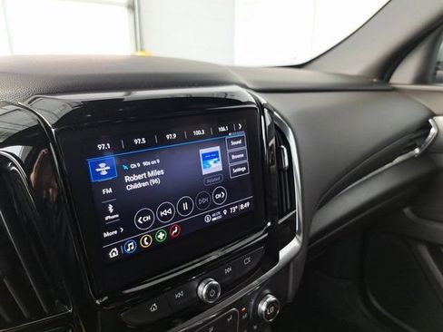 Used 2023 Chevrolet Traverse LT AWD/4WD image 11