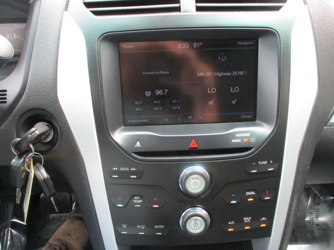 Used 2013 Ford Explorer XLT AWD/4WD image 39