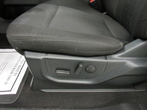 Used 2020 Ford F150 XLT w/ Equipment Group 302A Luxury AWD/4WD image 29
