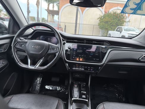 Used 2023 Chevrolet Bolt EUV LT w/ Convenience Package FWD image 19