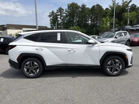 New 2026 Hyundai Tucson SEL FWD image 8