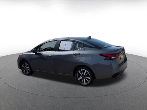 Used 2025 Nissan Versa SV FWD image 10