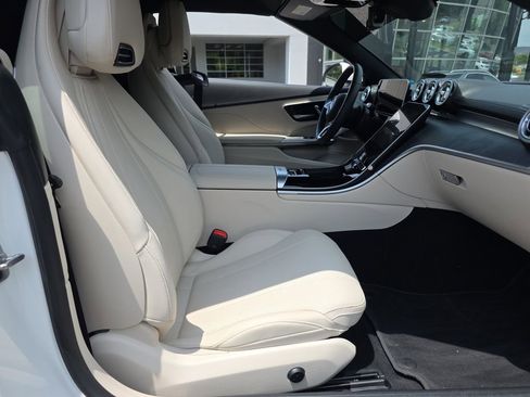 Used 2024 Mercedes-Benz CLE 300 4MATIC Cabriolet image 16