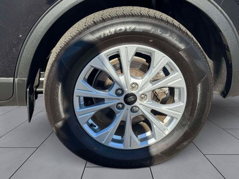 Used 2024 Ford Escape Active AWD/4WD image 8