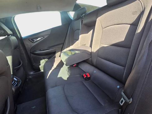 Used 2019 Chevrolet Malibu LT FWD image 13