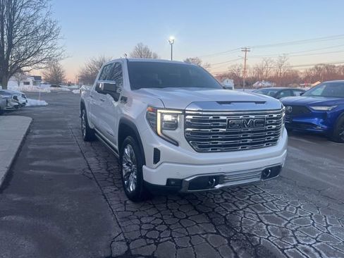 Used 2022 GMC Sierra 1500 Denali w/ Denali Reserve Package image 16