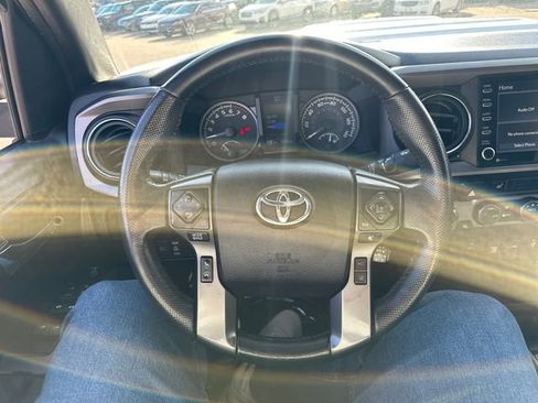 Used 2021 Toyota Tacoma TRD Sport image 25