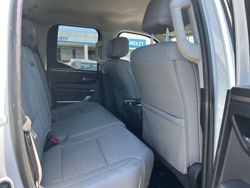 Used 2024 Toyota Tundra SR5 w/ SR5 Premium Package AWD/4WD image 28