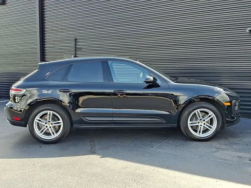 Certified 2026 Porsche Macan AWD/4WD image 8