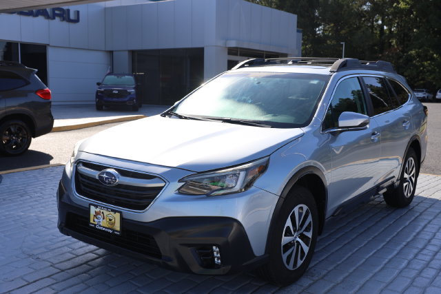 Used 2020 Subaru Outback Premium w/ Popular Package #1 AWD/4WD image 1