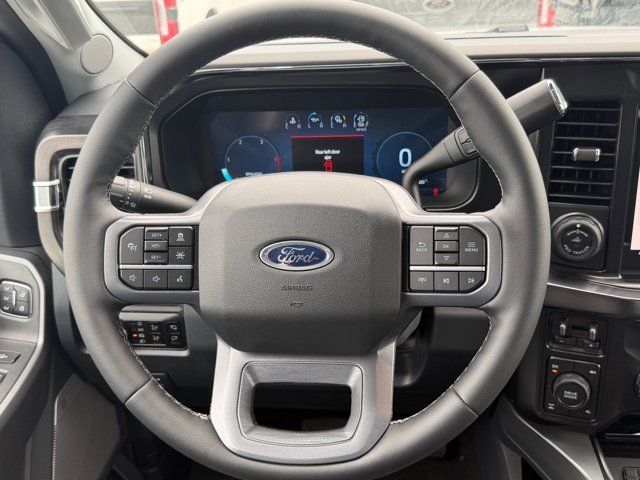 New 2026 Ford F250 Lariat w/ Lariat Premium Package AWD/4WD image 24