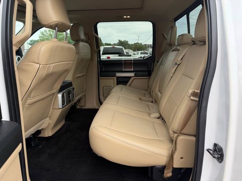 Used 2015 Ford F150 Lariat w/ Equipment Group 502A Luxury AWD/4WD image 11