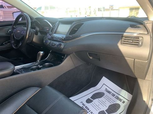 Certified 2019 Chevrolet Impala Premier FWD image 27