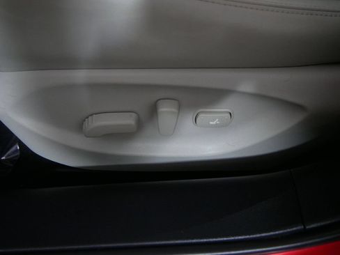 Used 2023 INFINITI Q50 Luxe AWD/4WD image 18