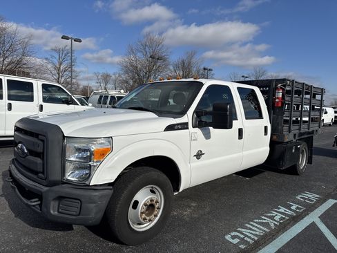 Used 2012 Ford F350 XL w/ Trailer Tow Pkg image 14
