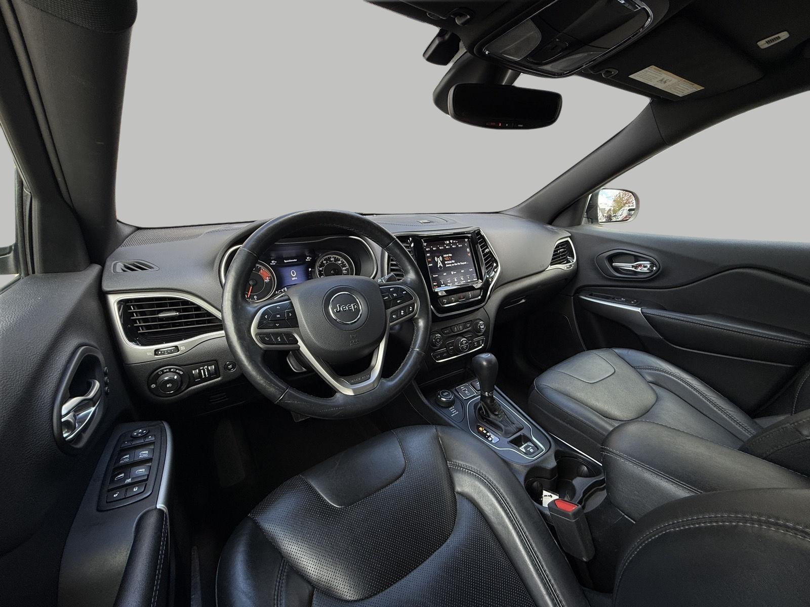 Used 2019 Jeep Cherokee High Altitude AWD/4WD image 25