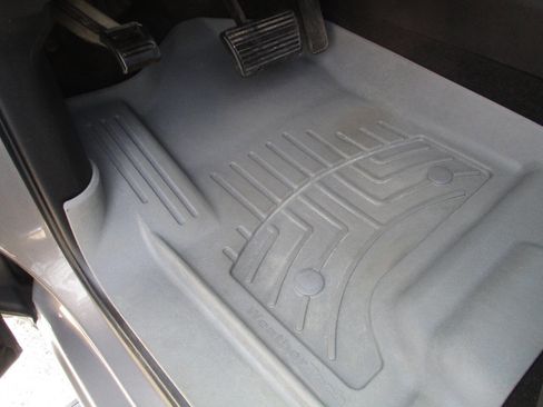 Used 2017 Chevrolet Silverado 1500 LTZ Z71 w/ LTZ Plus Package image 20